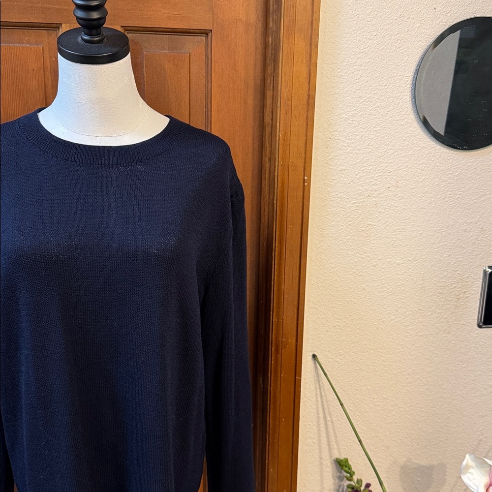 PRICE FIRM St. John Dark Blue Sweater Size L - Picture 7 of 7